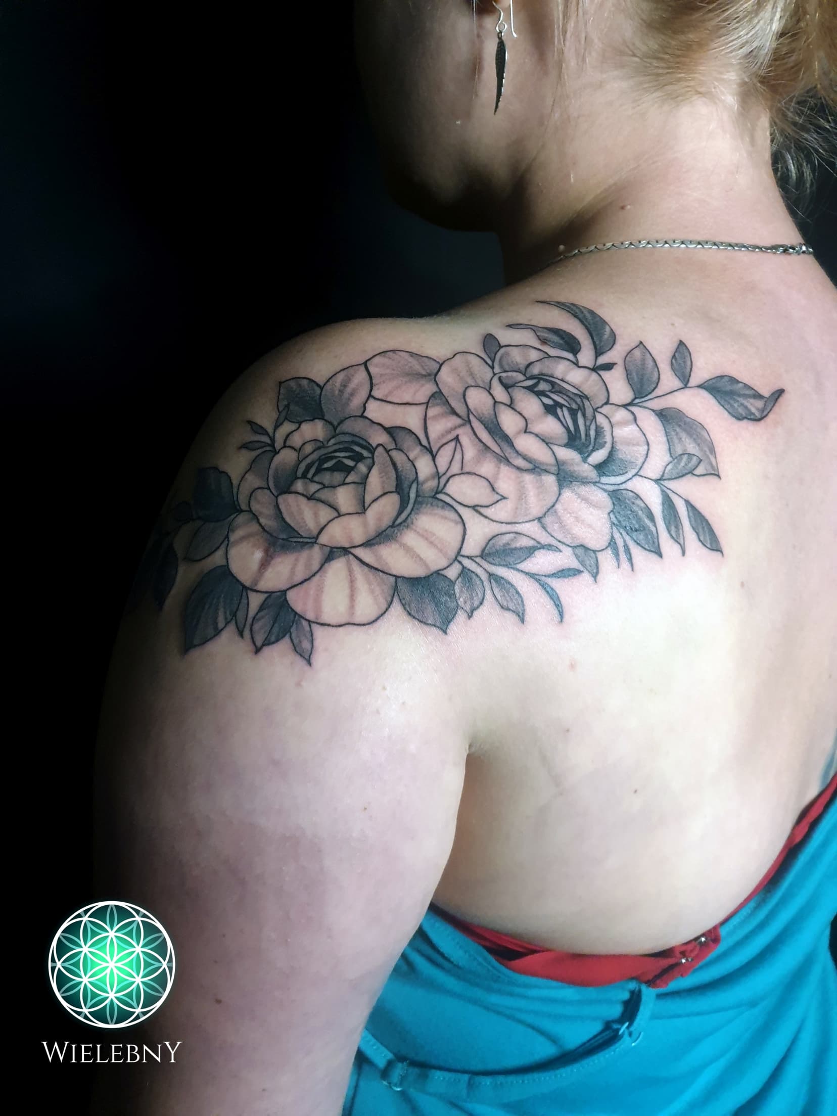 Kwiaty_linework