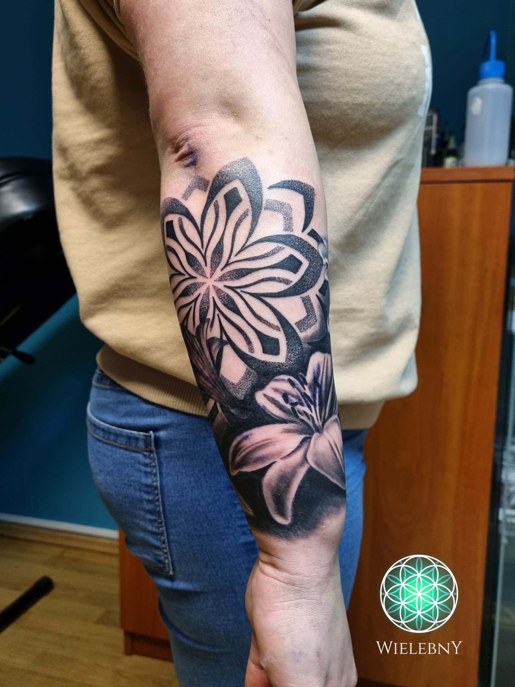 Mandala lotus realistic