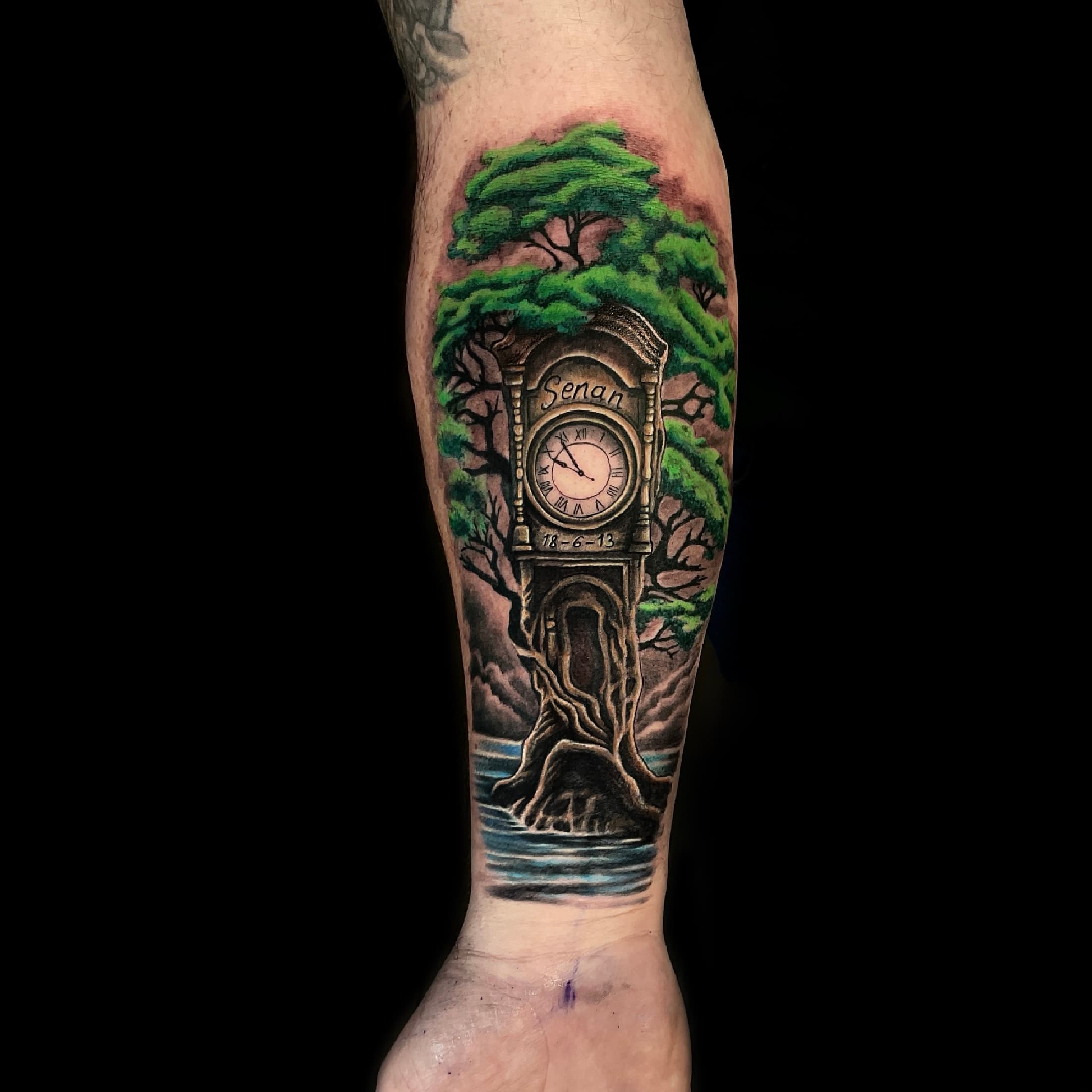 Tree and clock