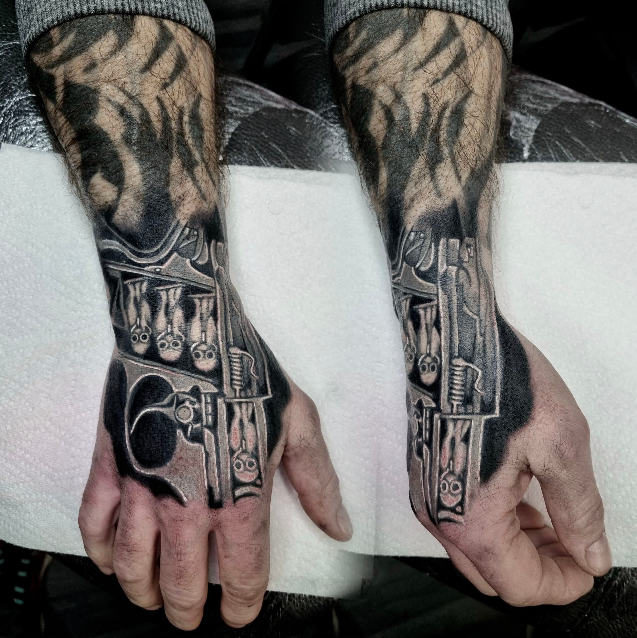 Gun